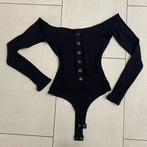 Off the shoulder long sleeve